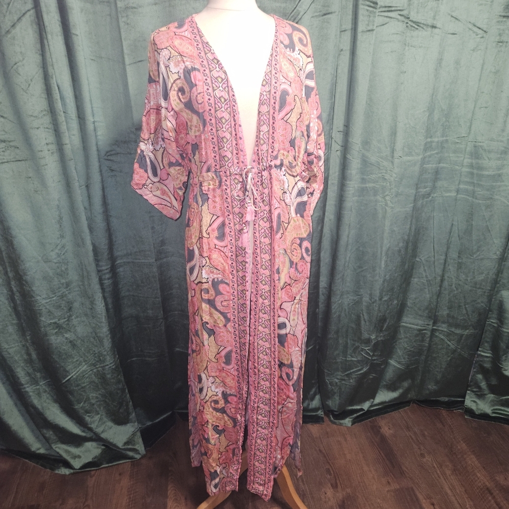 Mamey Kareem Kimono